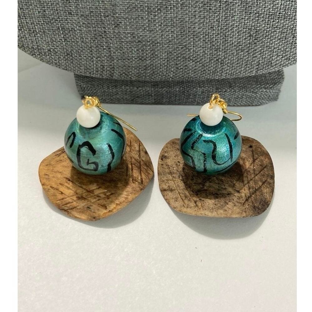 Handmade earrings wooden bead